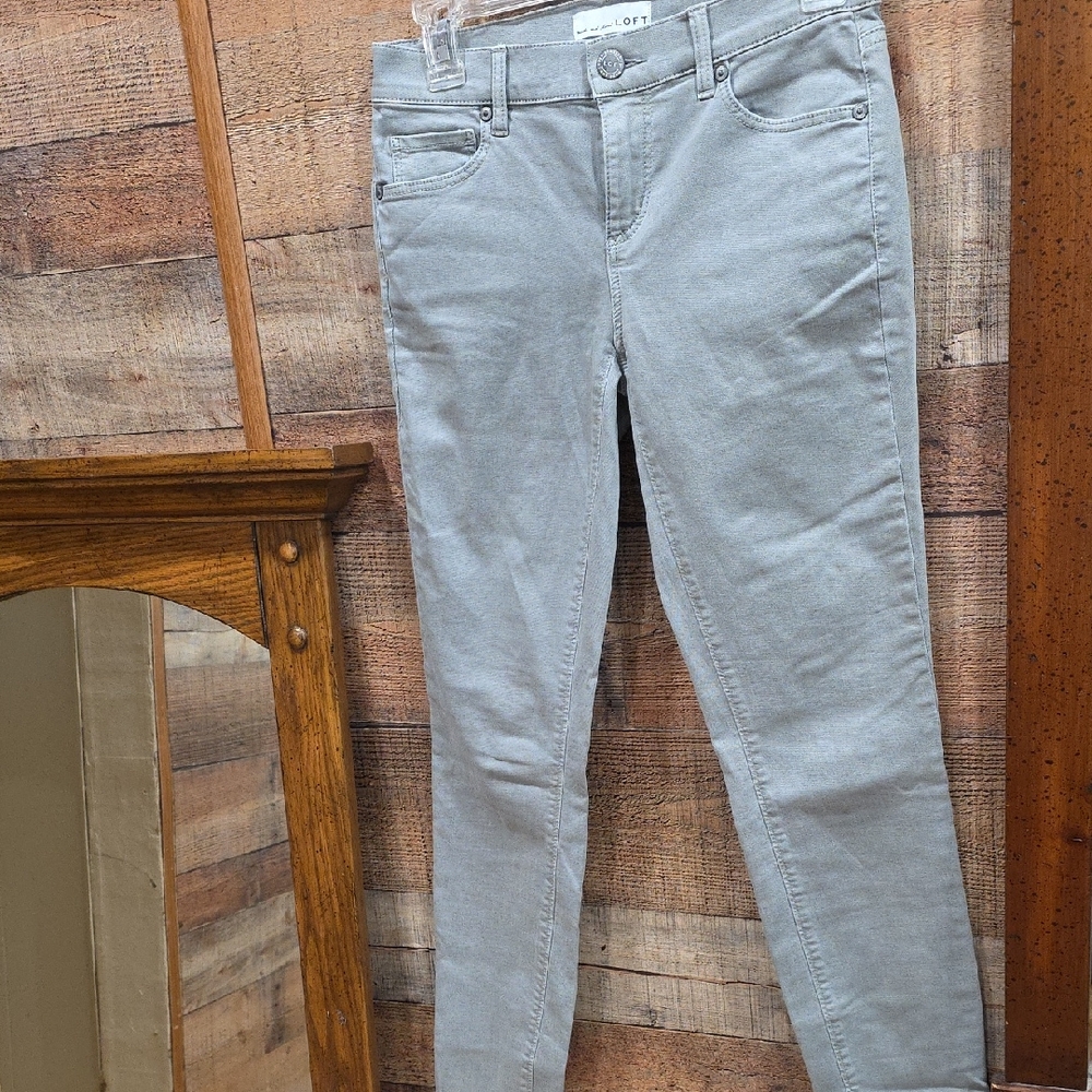 LOFT Light Gray Skinny Jeans